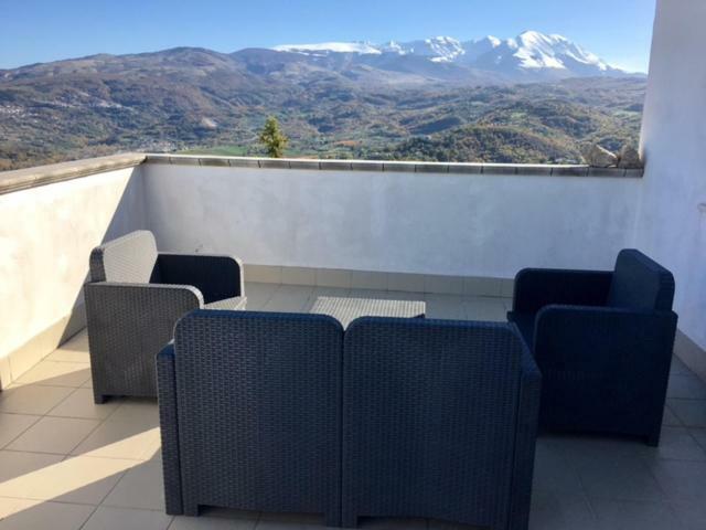 Вилла Casa Elvira Basilico San Valentino in Abruzzo Citeriore Экстерьер фото